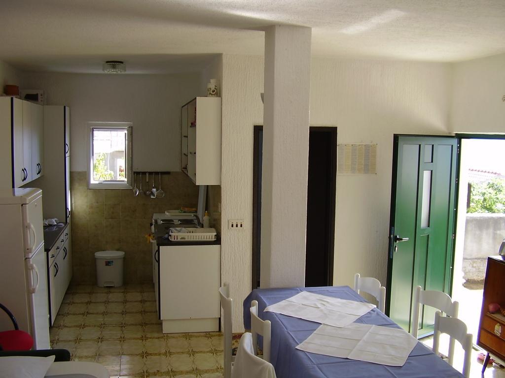 Petar Apartment Omiš Стая снимка